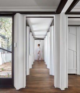 Architect-Hewson- Toorak-Project-Hallway-Image